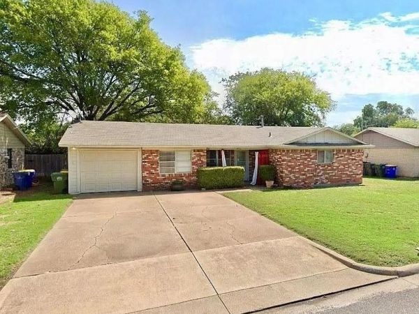 5904 Lalagray Lane , Watauga, TX 76148