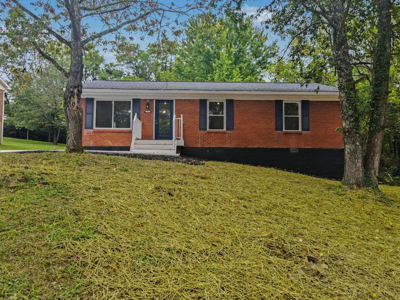 305 Spillman Drive, Dry Ridge, KY 41035 Photo 1