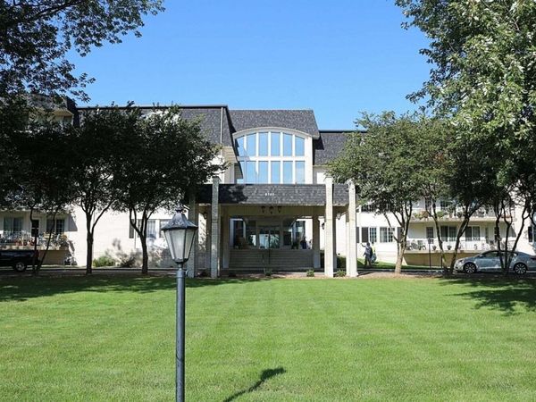 8750 Harrison Avenue , Unit 411, Munster, IN 46321