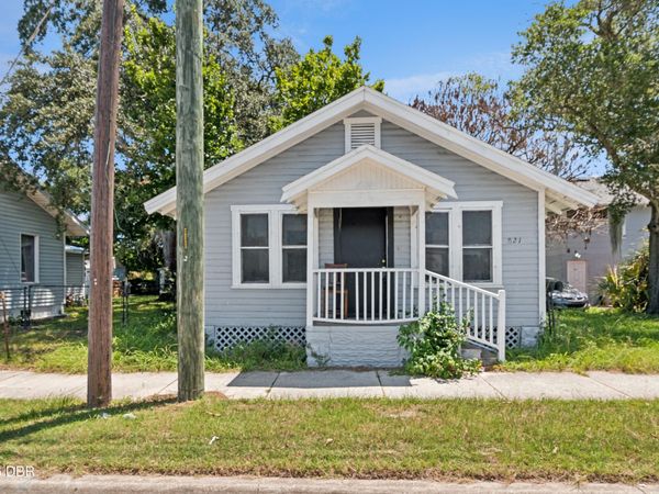 821 N Ridgewood Avenue, Daytona Beach, FL 32114