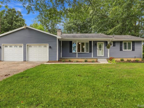 10131 Sharp Road , Mundy Township, Mi 48473