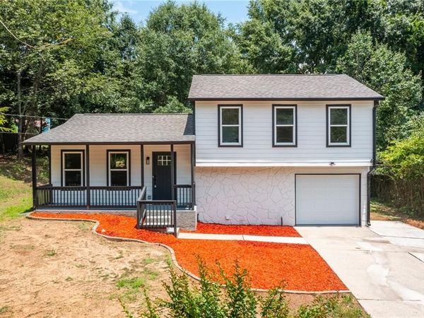 847 Half Moon Hollow , Lilburn, GA 30047