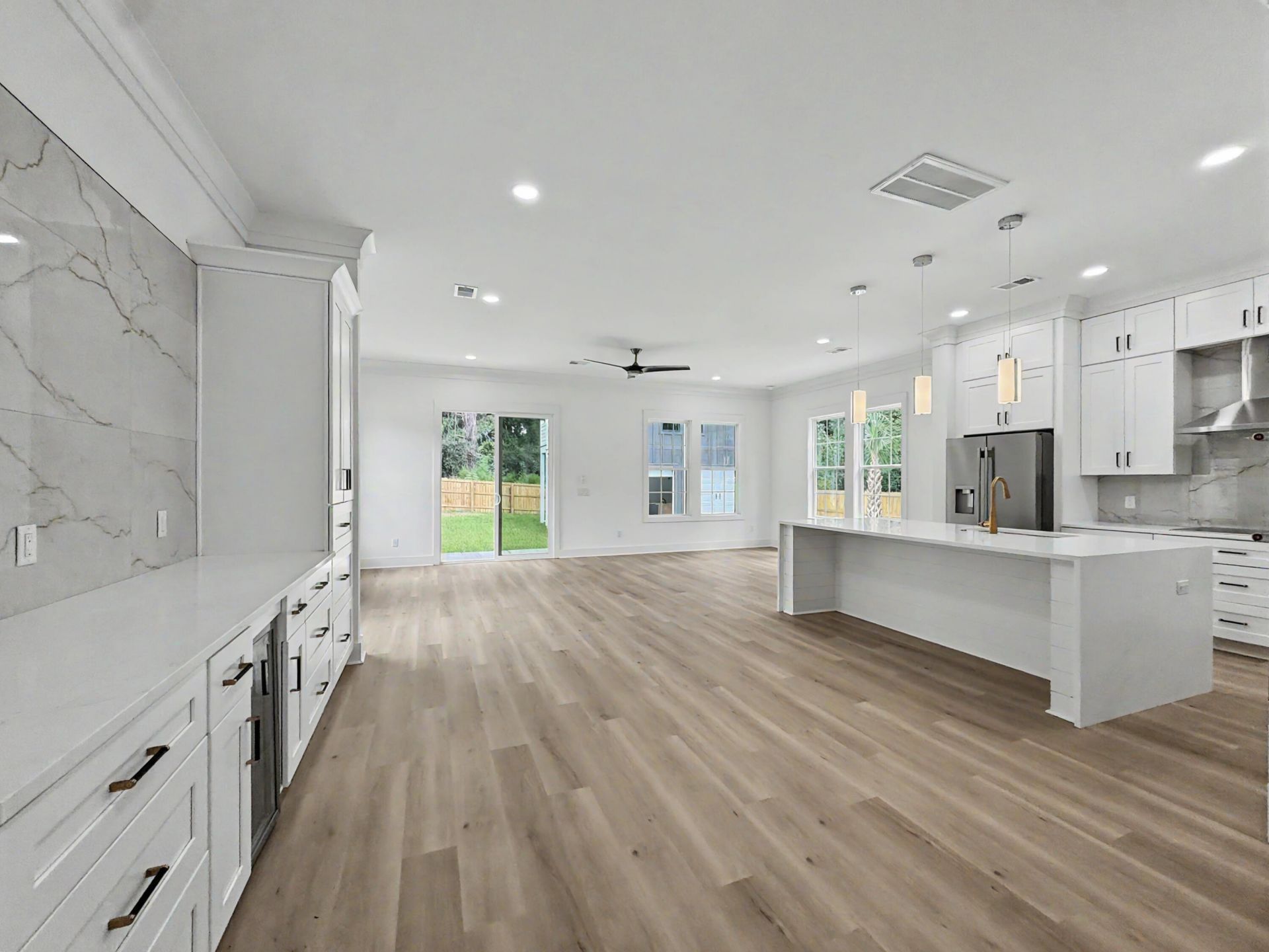 5836 Beverly Drive Photo 18