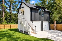 5836 Beverly Drive photo 4