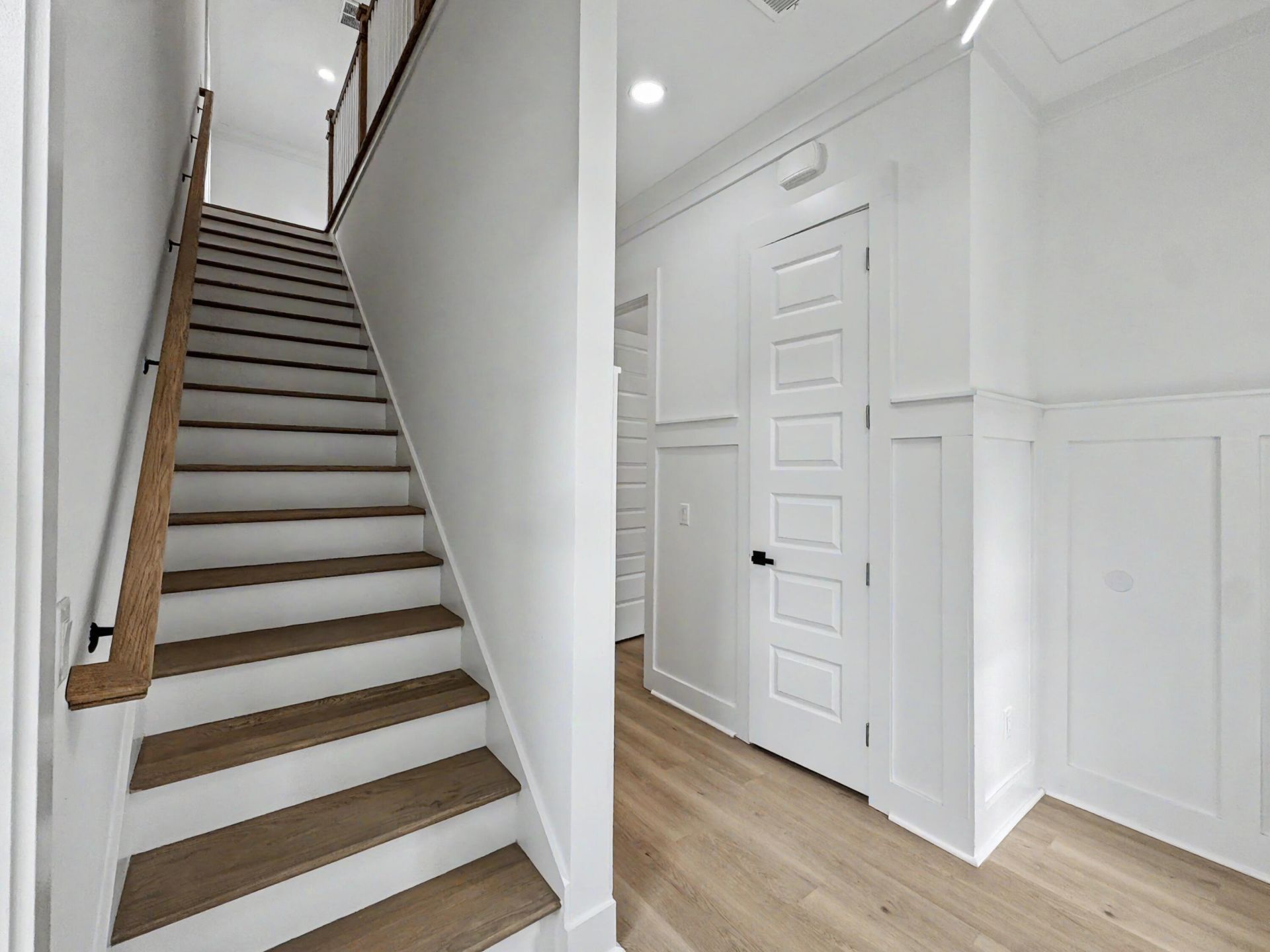 5836 Beverly Drive Photo 33