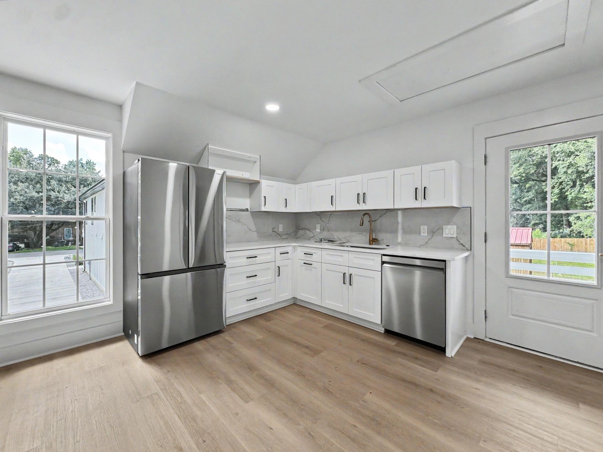 5836 Beverly Drive Photo 60