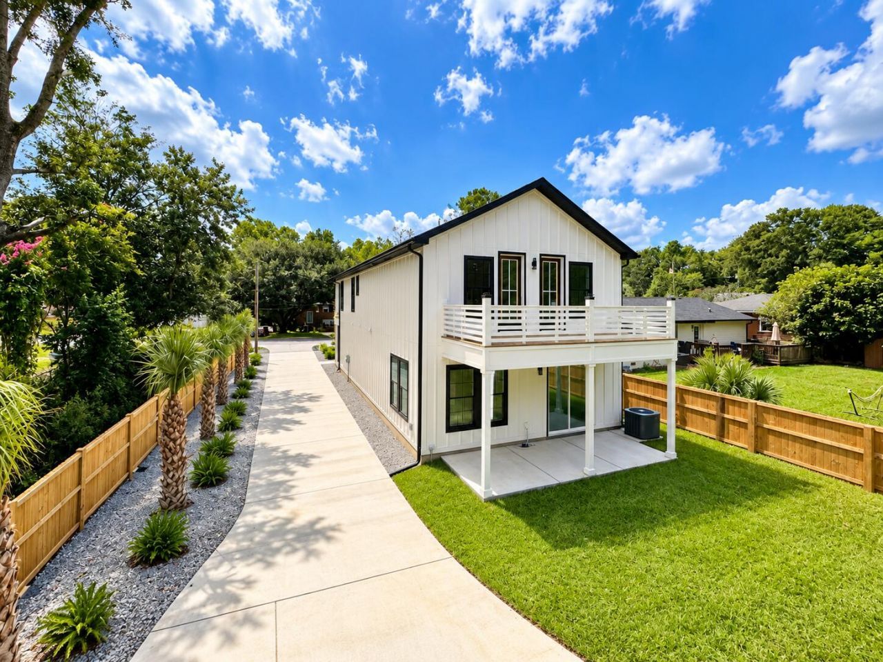 5836 Beverly Drive Photo 7
