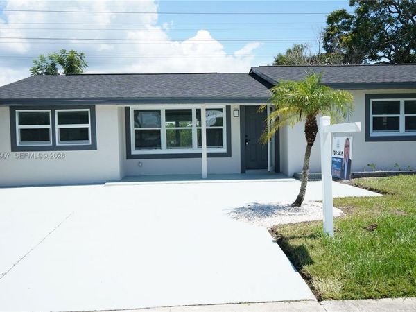 311 COUNTRY CLUB DR , Oldsmar, FL 34677