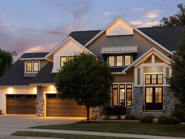 736 Woodland Hill Court, Medina, MN 55340