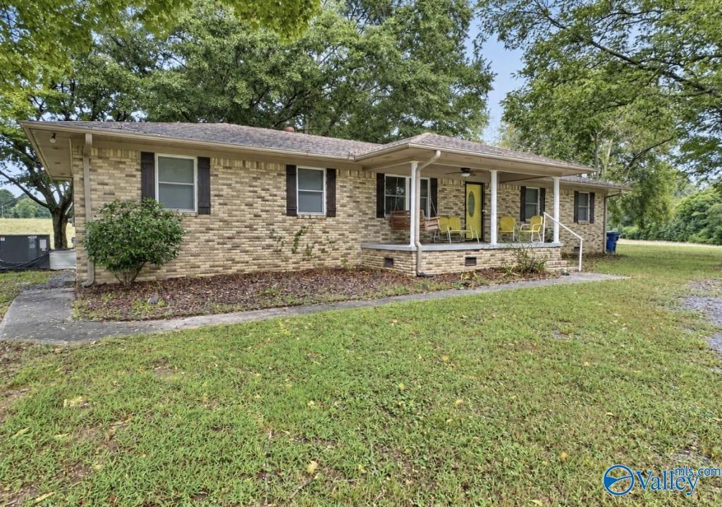 2181 Rose Road, Albertville, AL 35951 Main Photo