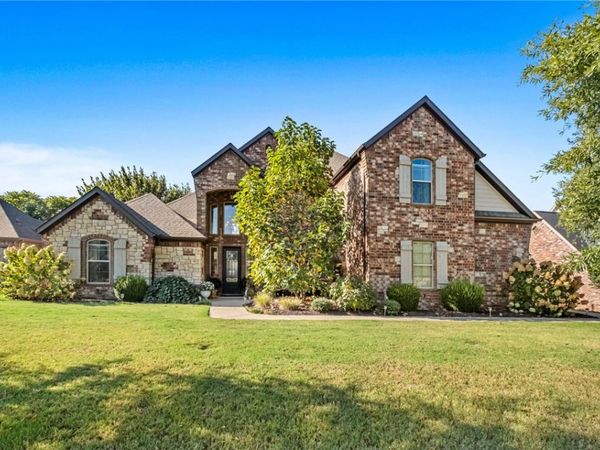 4911 E Sagely Lane , Fayetteville, AR 72703