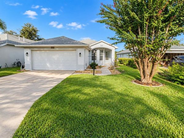 4925 PORTSMOUTH STREET , TAVARES, FL 32778