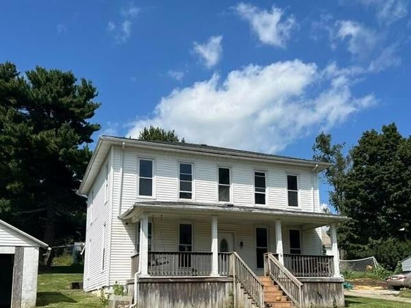 216 W Sheridan Avenue , Somerset, OH 43783