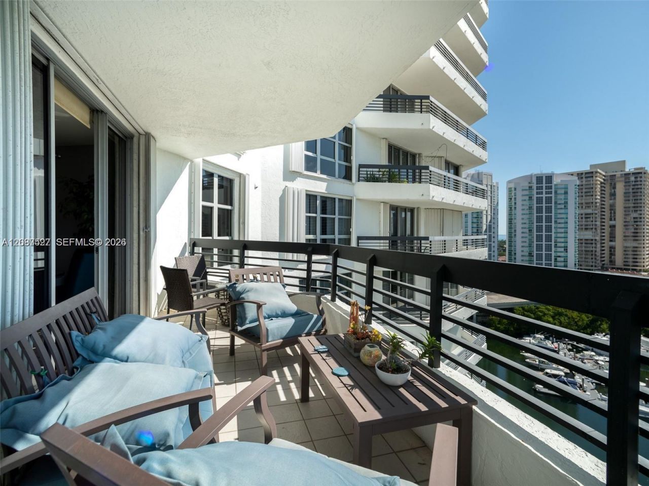 3500 Mystic Pointe Dr, Unit 1607, Aventura, FL 33180 Photo