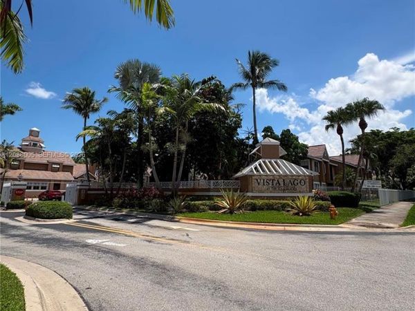 15570 SW 105th LN , Unit 1715, Miami, FL 33196