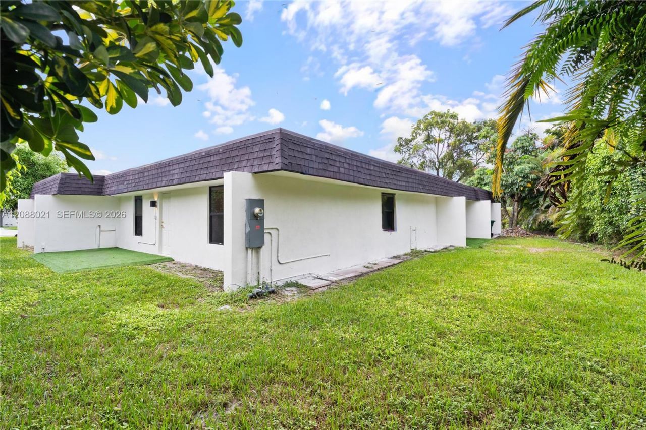 4705 Bayberry Ln, Tamarac, FL 33319 Photo