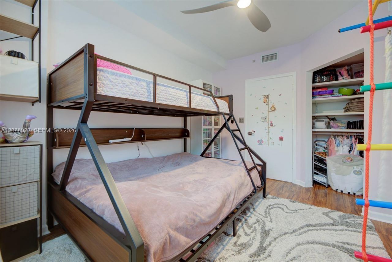2775 NE 187th St, Unit 215, Aventura, FL 33180 Photo