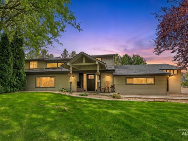 1103 S Camas St., Nampa, ID 83686