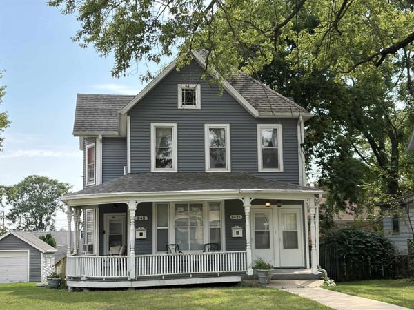 849 1/2 Lincoln, FREEPORT, IL 61032