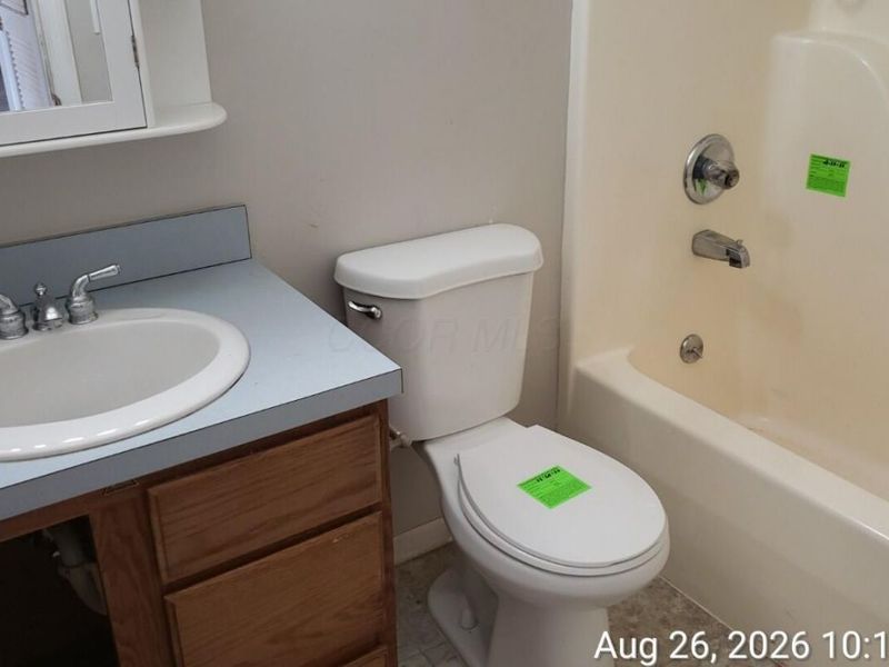 112 Capital Court , Delaware, OH 43015 Photo 11