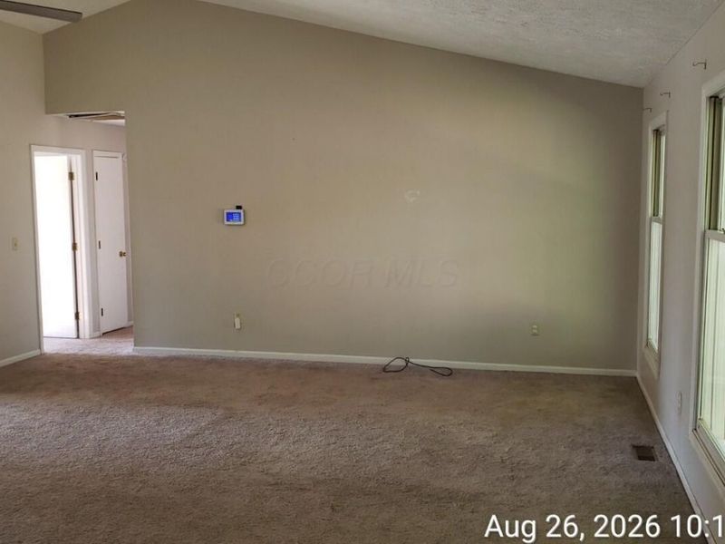112 Capital Court , Delaware, OH 43015 Photo 3
