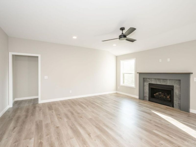 1319 Peregrine Way, Hamilton, OH 45013 Photo 17