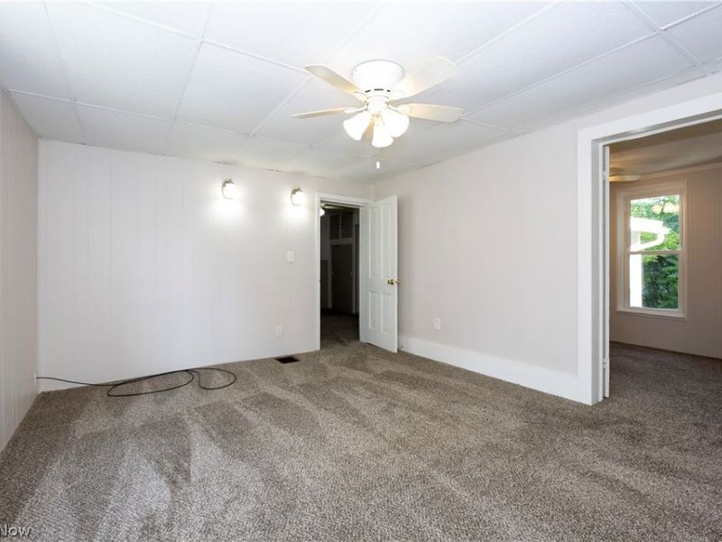 324 N Market Street, Loudonville, OH 44842 Photo 11