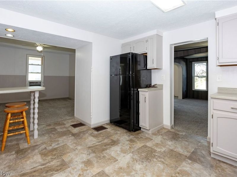 324 N Market Street, Loudonville, OH 44842 Photo 6