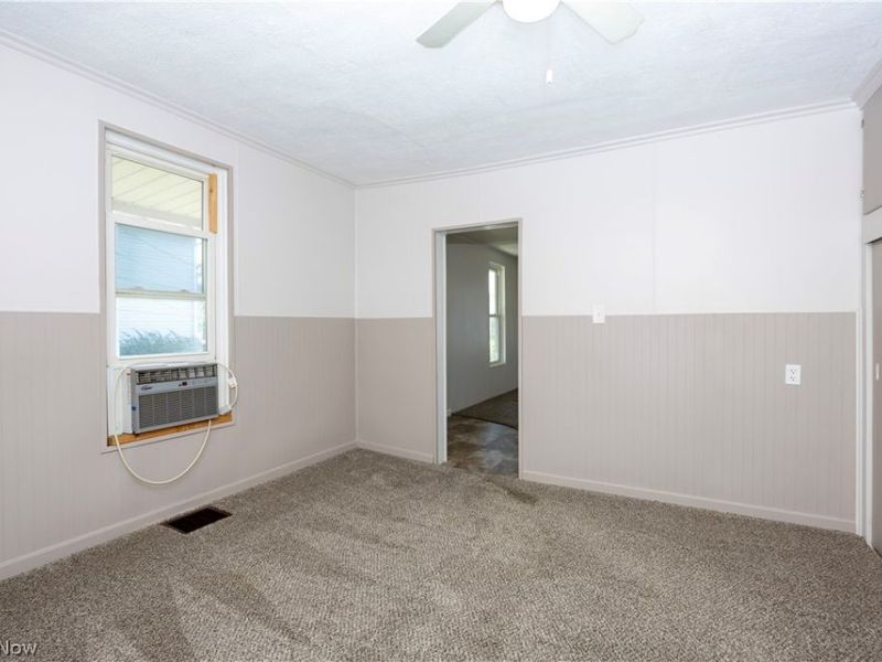 324 N Market Street, Loudonville, OH 44842 Photo 9