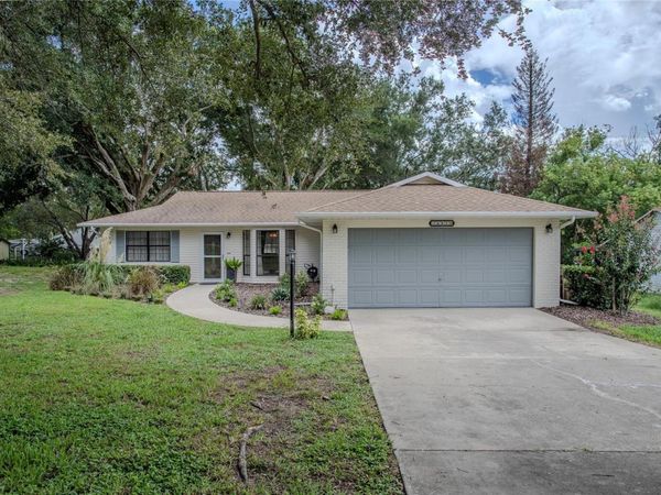 36618 DORAL DRIVE , GRAND ISLAND, FL 32735