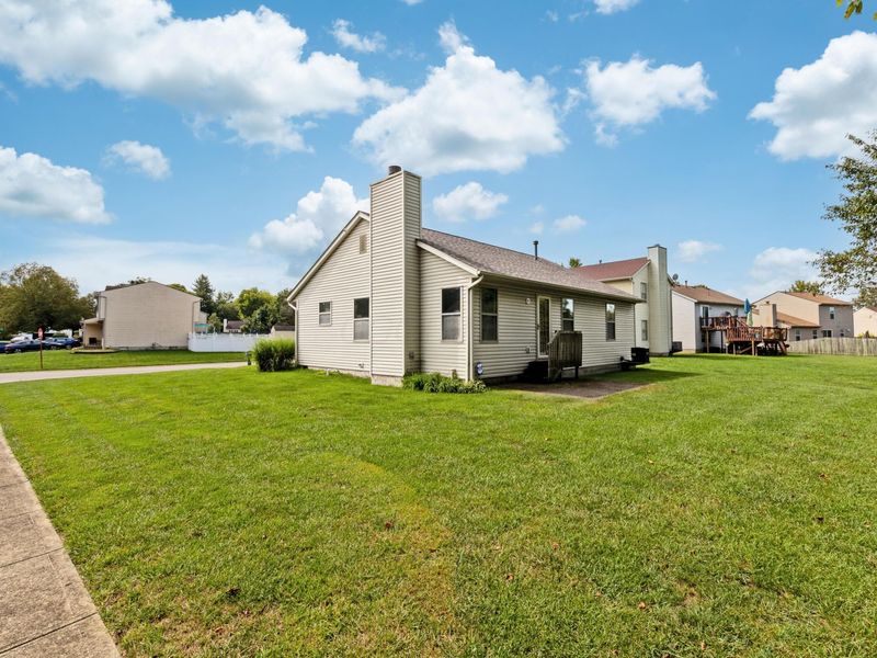 4666 Burkeshire Drive , Columbus, OH 43232 Photo 34