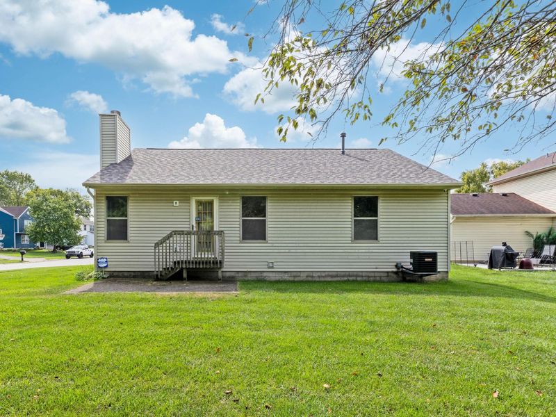 4666 Burkeshire Drive , Columbus, OH 43232 Photo 35