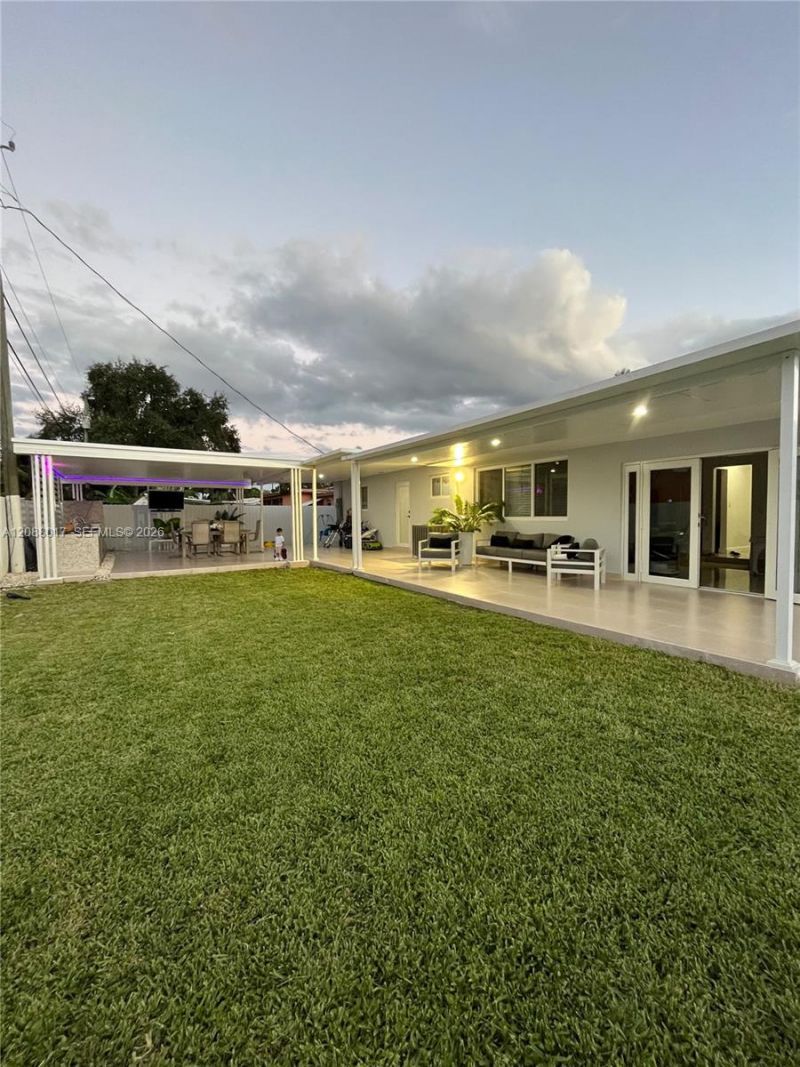 10521 Caribbean Blvd, Cutler Bay, FL 33189 Photo