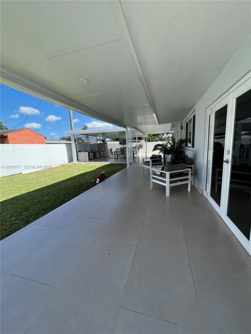 10521 Caribbean Blvd, Cutler Bay, FL 33189 Photo