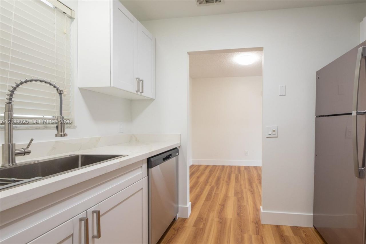 2441 SW 82nd Ave, Unit 301, Davie, FL 33324 Photo