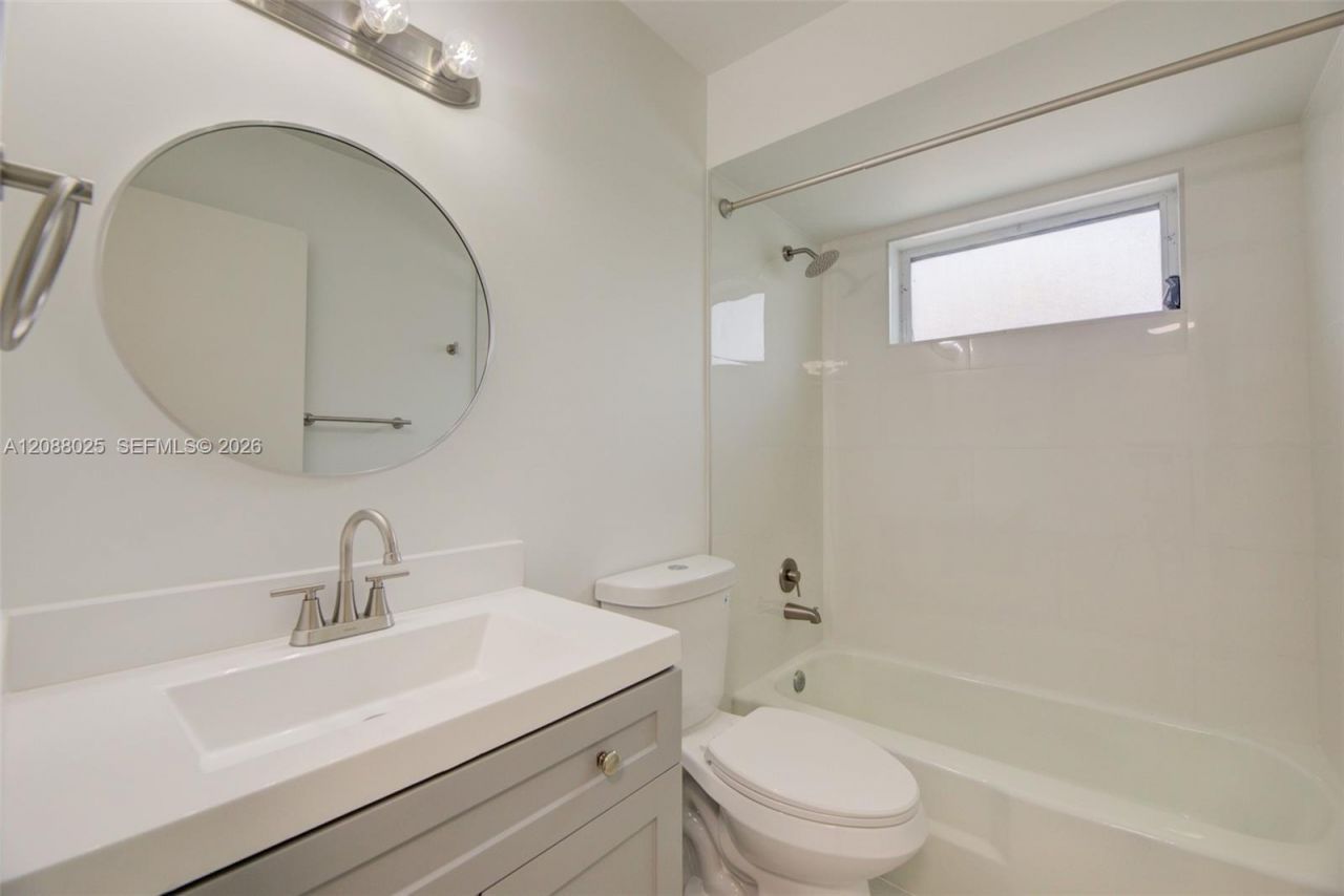 2441 SW 82nd Ave, Unit 301, Davie, FL 33324 Photo