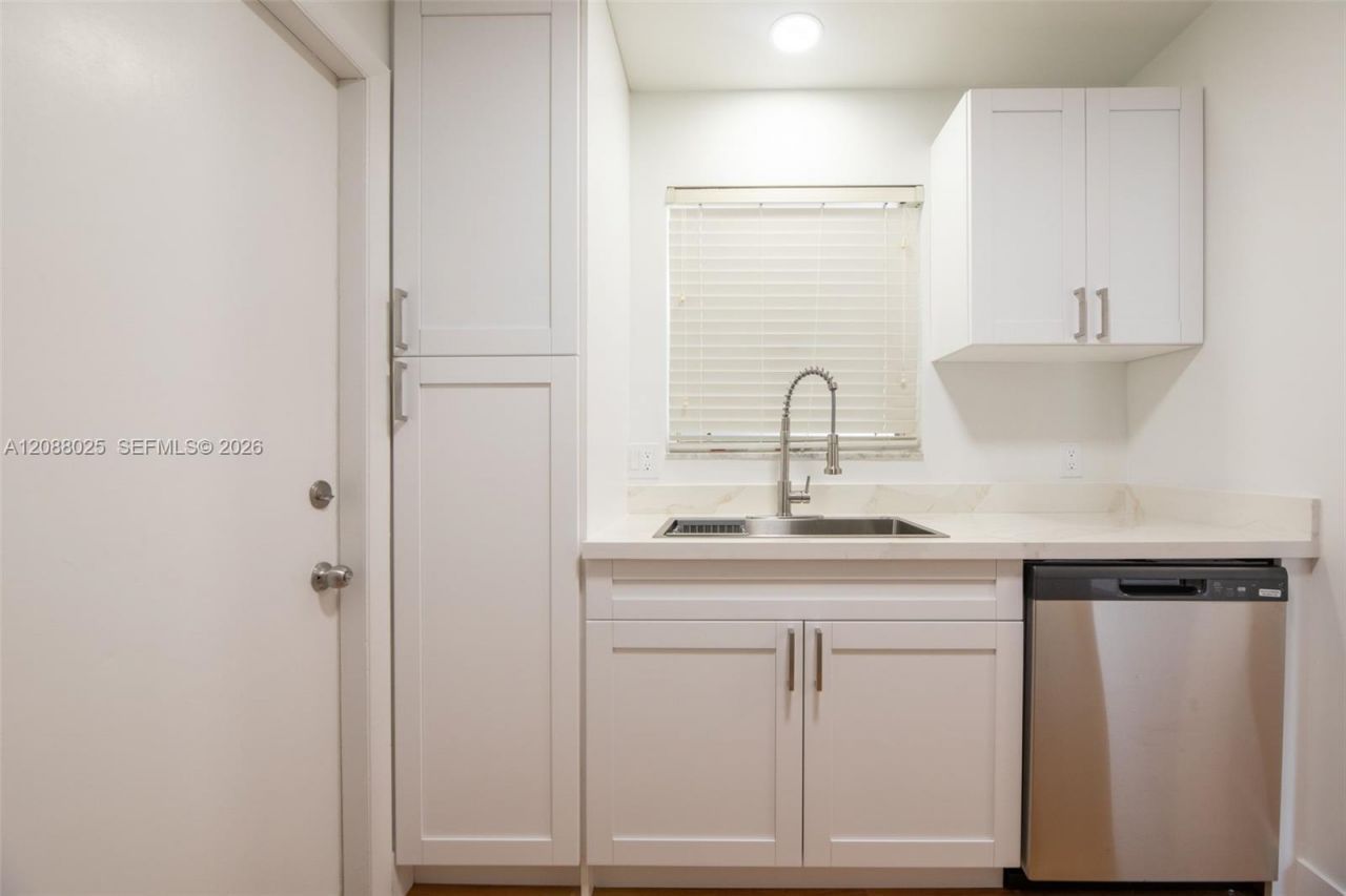 2441 SW 82nd Ave, Unit 301, Davie, FL 33324 Photo