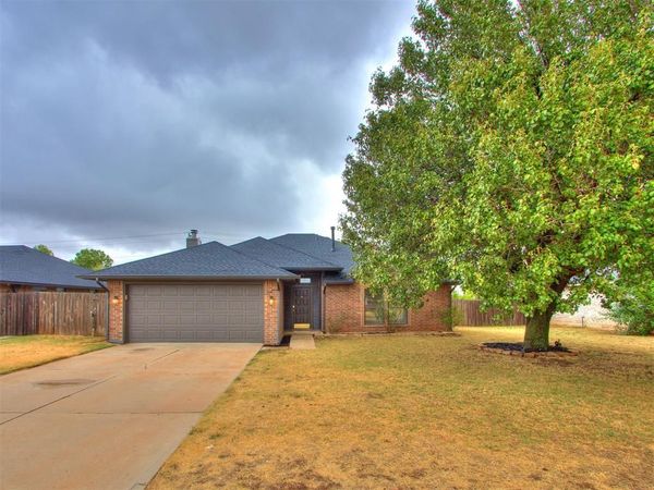 7713 NW 116th Street, Oklahoma City, OK 73162