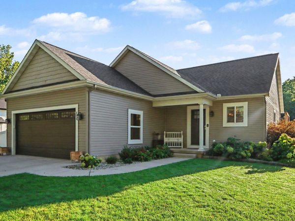 606 N Park Street, Union City, MI 49094