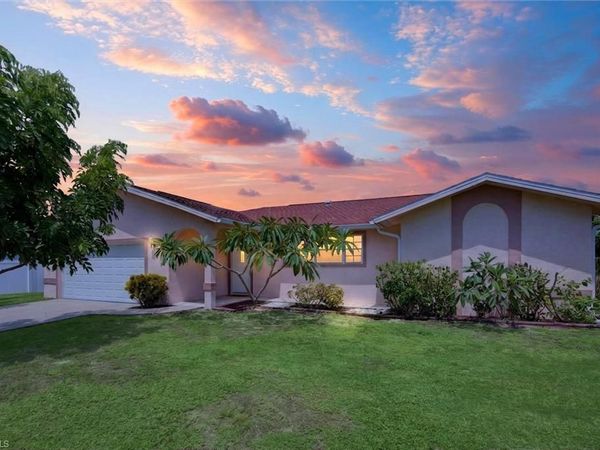 305 SE 27th TER, CAPE CORAL, FL 33904