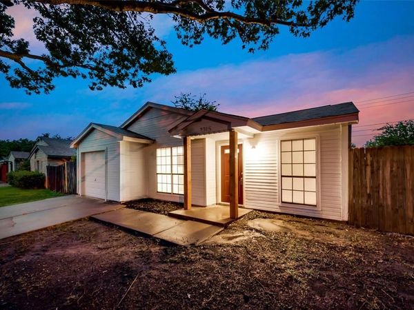 2315 Sunflower Drive, Arlington, TX 76014