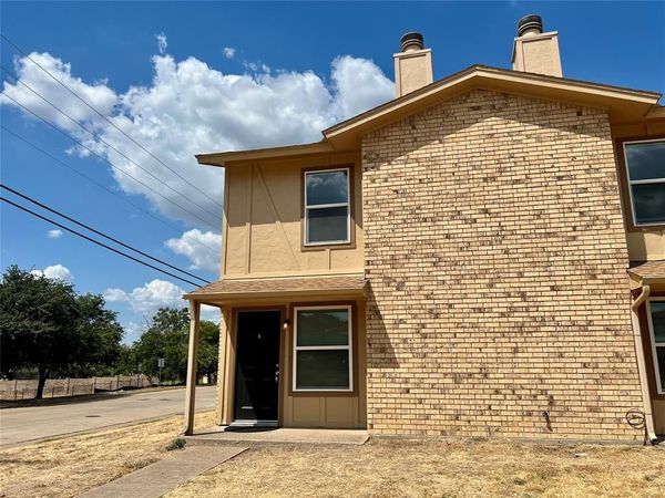 2019 Paisley Drive , Unit A, Arlington, TX 76015