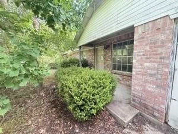 1312 Bluffview Drive , Seagoville, TX 75159