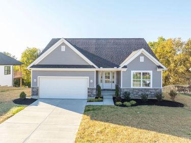1325 Peregrine Way, Hamilton, OH 45013