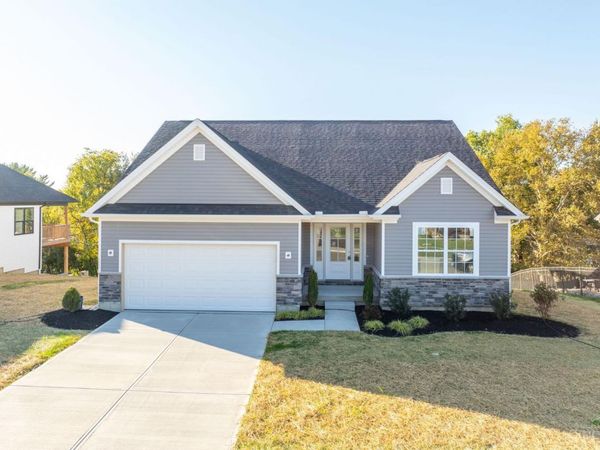 1325 Peregrine Way, Hamilton, OH 45013