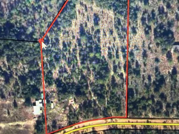 2504 Radcliff Circle , Chipley, FL 32428