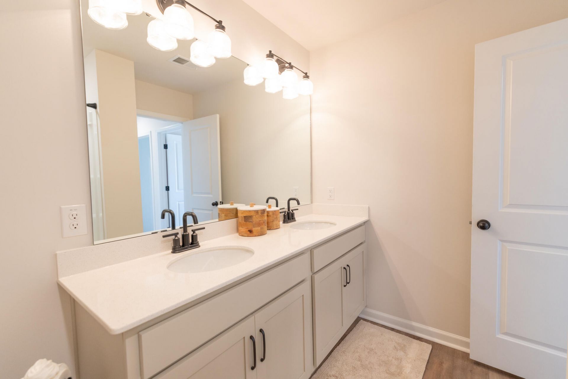 5200 New Palm Court Photo 58