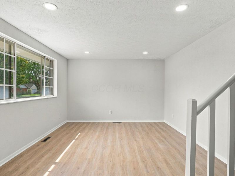3792 Ardath Road , Columbus, OH 43228 Photo 10