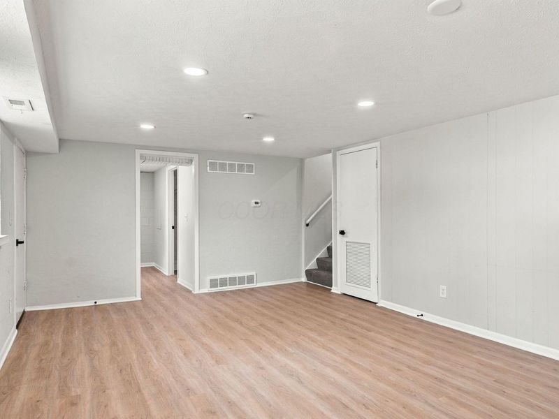 3792 Ardath Road , Columbus, OH 43228 Photo 23
