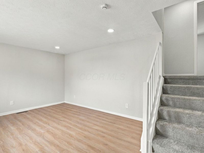 3792 Ardath Road , Columbus, OH 43228 Photo 8